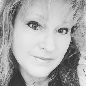 Meet your Posher, Cyndi